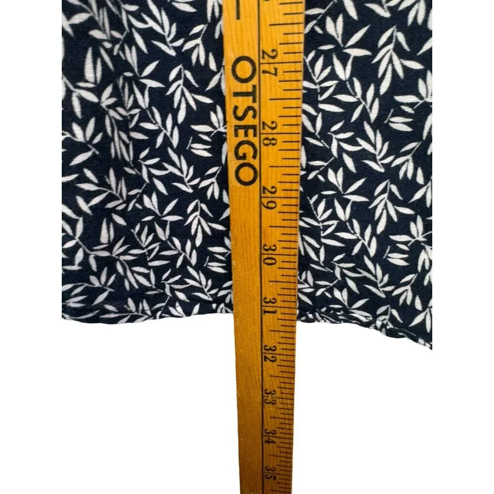 Banana Republic Slim Fit XL Navy & White Leaf Print Linen Blend Long Sleeve Butt